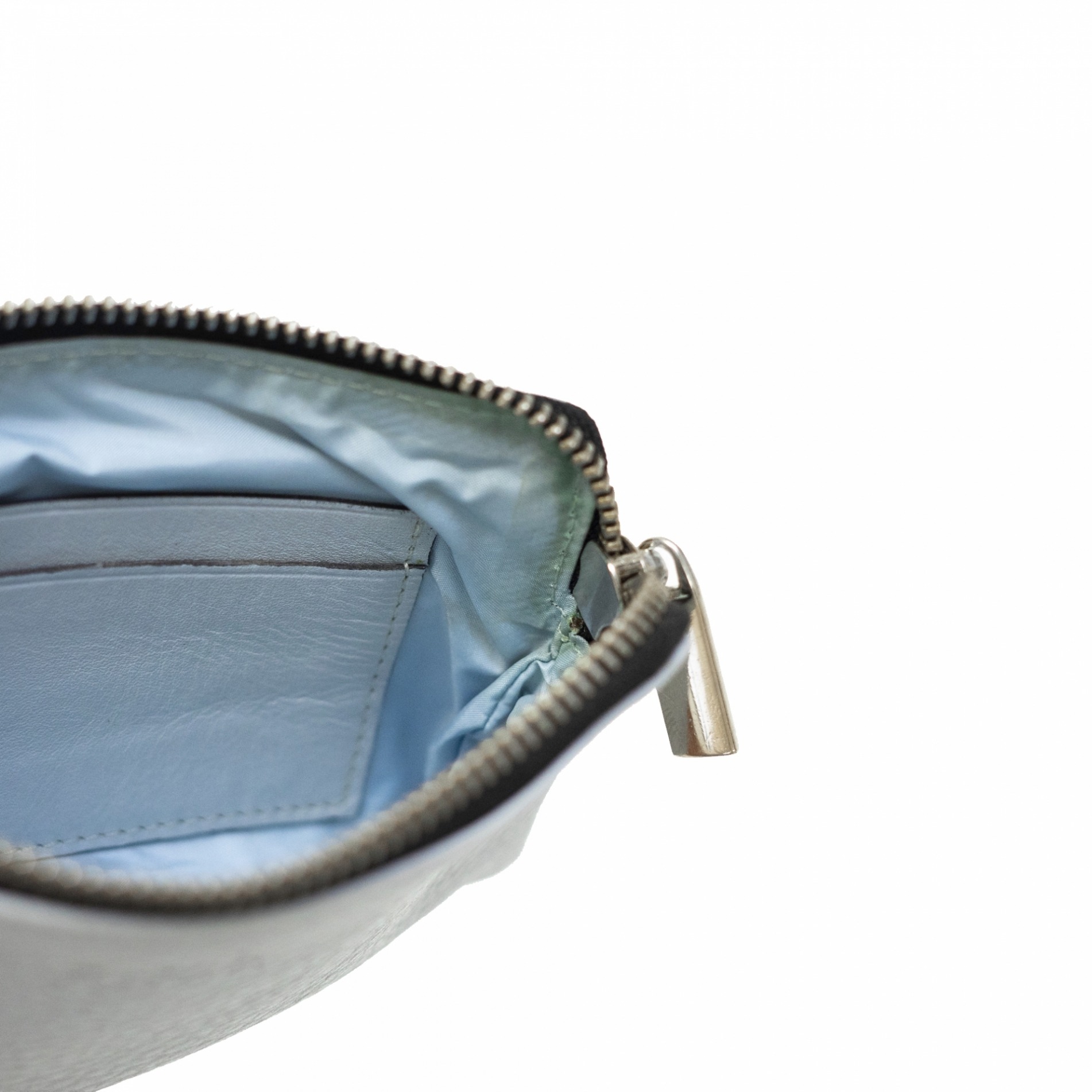 Futah - Cartera Ericeira Agua (1)