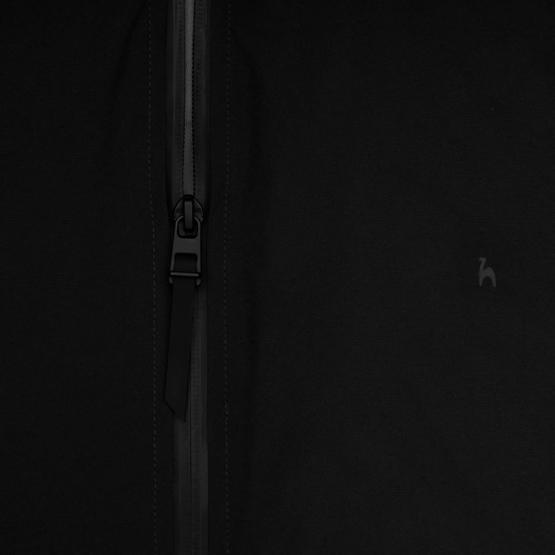 Futah - Parka Impermeable Negra (3)