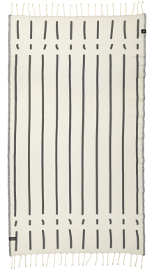 Nefua Black & White Individual Towel (2)