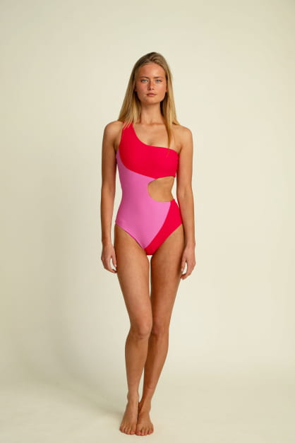 Futah Aether Pink & One Piece S2