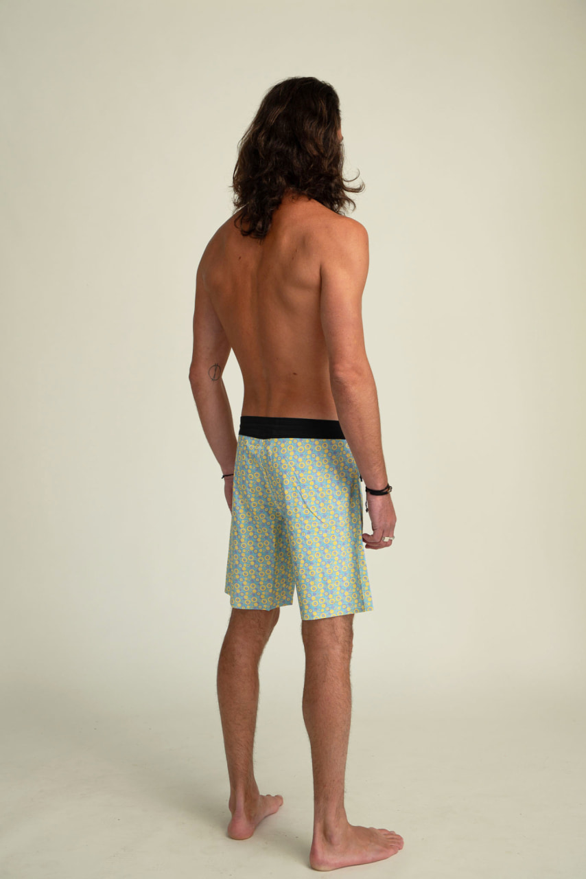 Futah - Short de Baño Amarillo & Agua Vortex (2)