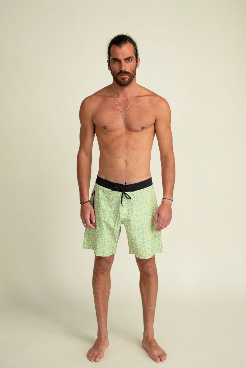 Futah - Short de Baño Amarillo & Agua Flora (1)